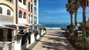 Porto Recanati, meraviglioso trilocale sul mare - P018